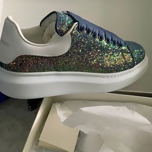 Never worn with original packing